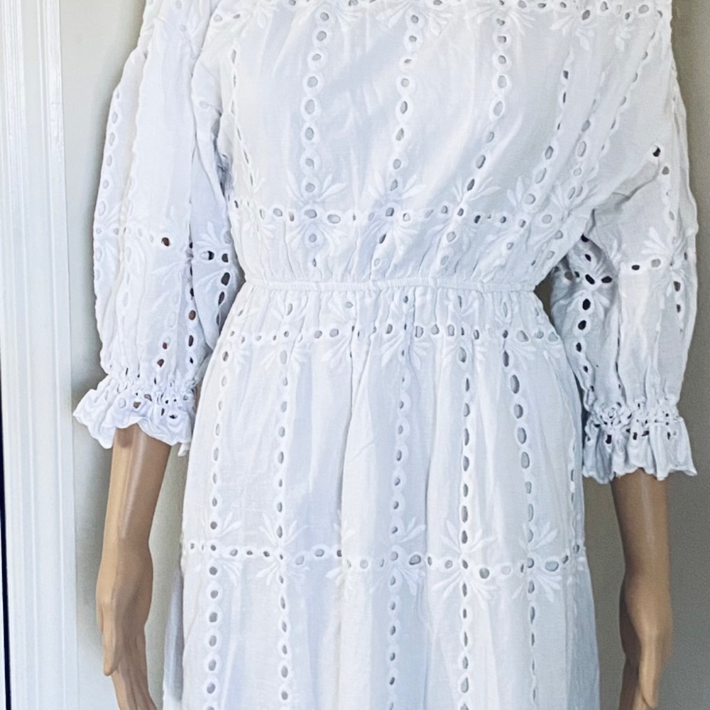 Dress - Picture 2 of 2
